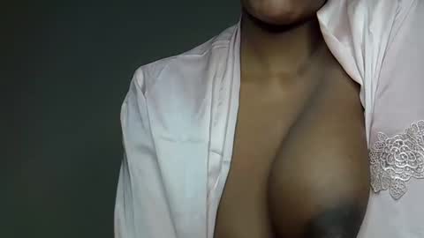 Snapshot of jalie_petite256 chatting on 10.04.25 immy the great online show from 10.04.25