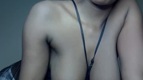 Snapshot of jalie_petite256 chatting on 10.09.25 immy the great online show from 10.09.25