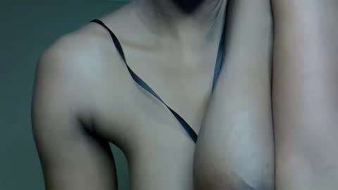 Snapshot of jalie_petite256 chatting on 10.26.25 immy the great online show from 10.26.25