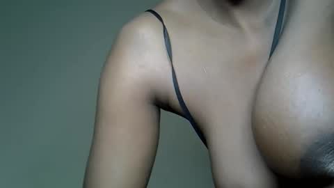 Snapshot of jalie_petite256 chatting on 10.30.25 immy the great online show from 10.30.25