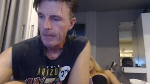 Snapshot of jam_on_it chatting on 03.01.25 JAM online show from 03.01.25