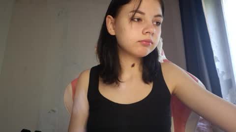 Mila online show from 06.04.26