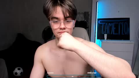 Snapshot of jame_flow chatting on 02.12.26 Hey there Im Jame online show from 02.12.26