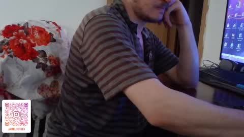 Snapshot of jamelhotsex chatting on 05.24.26 hot man sex online show from 05.24.26