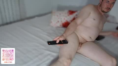 Snapshot of jamelhotsex chatting on 05.31.26 hot man sex online show from 05.31.26