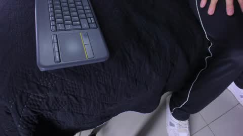 james_06_ online show from 04.08.26