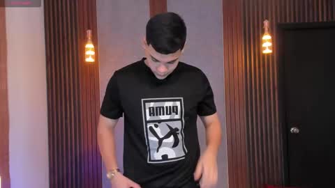 Snapshot of james_jonnes chatting on 11.14.25 James online show from 11.14.25