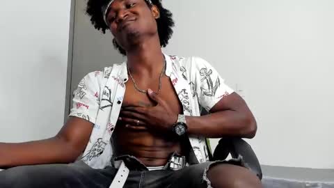 Snapshot of james_makony_1 chatting on 12.24.24 james_makony_1 online show from 12.24.24