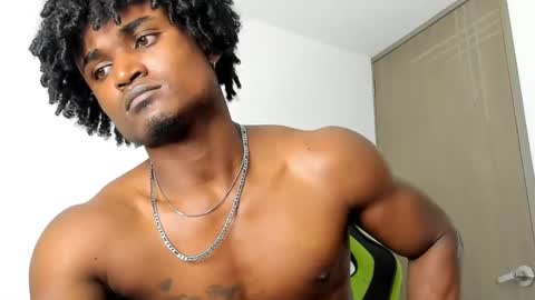 Snapshot of james_makony_1 chatting on 02.12.25 james_makony_1 online show from 02.12.25