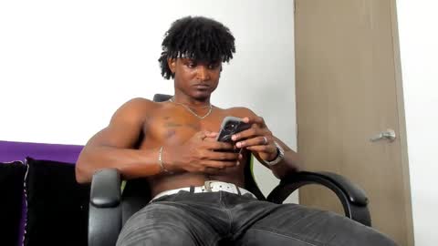 Snapshot of james_makony_1 chatting on 02.20.25 james_makony_1 online show from 02.20.25