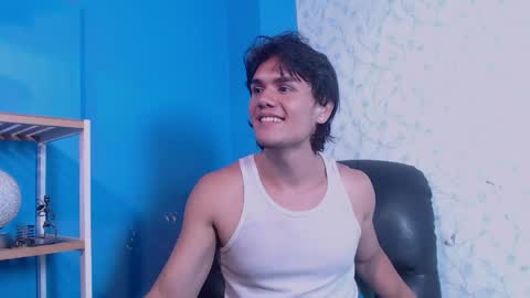 Snapshot of james_morrisonm chatting on 04.18.26 james_morrisonm online show from 04.18.26