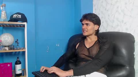 Snapshot of james_morrisonm chatting on 04.20.26 james_morrisonm online show from 04.20.26