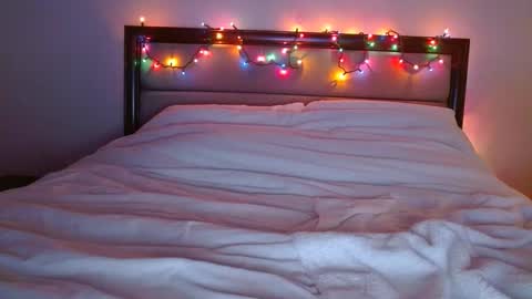 Snapshot of jamesb7219 chatting on 12.22.24 jamesb7219 online show from 12.22.24