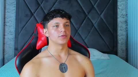 jamesgolden_ online show from 03.05.25