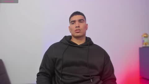 Snapshot of jamesgraay chatting on 10.18.25 James Gray online show from 10.18.25