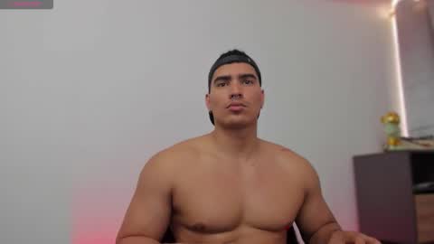 Snapshot of jamesgraay chatting on 11.13.25 James Gray online show from 11.13.25