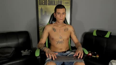 Snapshot of jamesinked_ chatting on 01.16.25 Jamesinked online show from 01.16.25