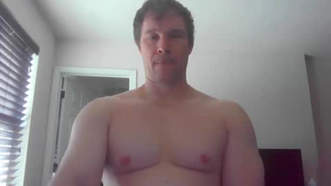 Snapshot of jamesjewels chatting on 01.12.25 jamesjewels online show from 01.12.25