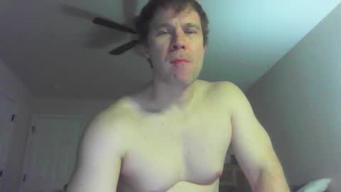 Snapshot of jamesjewels chatting on 01.12.25 jamesjewels online show from 01.12.25