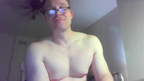 Snapshot of jamesjewels chatting on 03.06.25 jamesjewels online show from 03.06.25