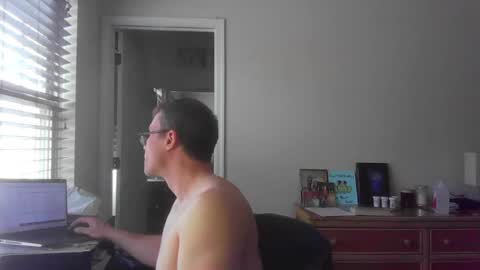 Snapshot of jamesjewels chatting on 03.06.25 jamesjewels online show from 03.06.25