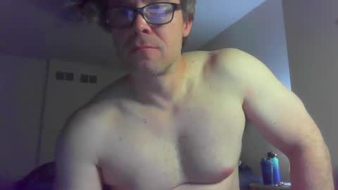 Snapshot of jamesjewels chatting on 11.01.25 jamesjewels online show from 11.01.25