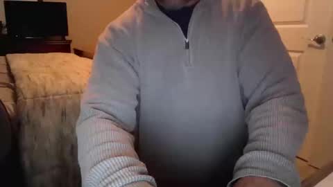 Snapshot of jamesmckendree chatting on 02.11.25 jamesmckendree online show from 02.11.25