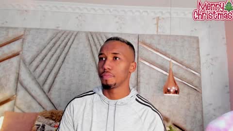 Snapshot of jamesparck chatting on 12.26.24 James online show from 12.26.24