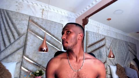 Snapshot of jamesparck chatting on 01.23.25 James online show from 01.23.25