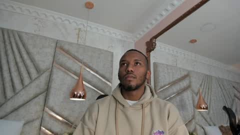 Snapshot of jamesparck chatting on 01.31.25 James online show from 01.31.25