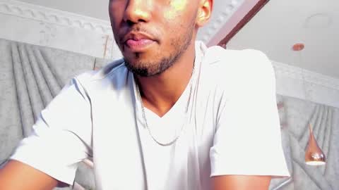 Snapshot of jamesparck chatting on 02.27.25 James online show from 02.27.25