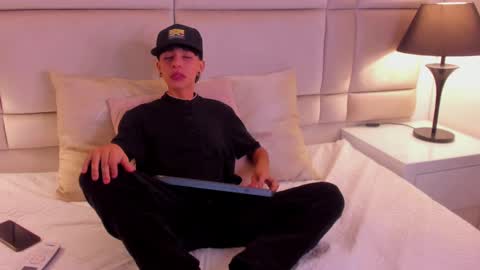 jamess_ford online show from 01.28.25