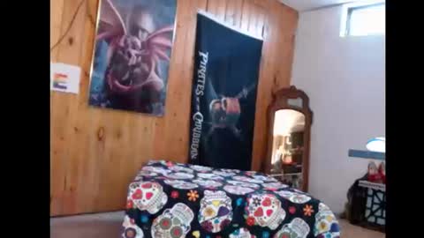 Jamie Bottoms online show from 09.19.25