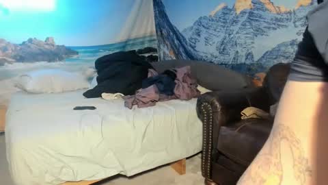 OF - Jamiejordans online show from 02.20.25