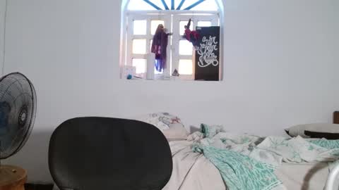 Jammes. online show from 10.15.25