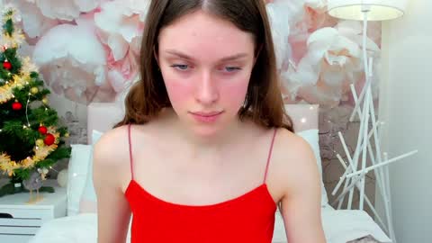 Snapshot of jane__brown chatting on 12.29.24 Jane online show from 12.29.24