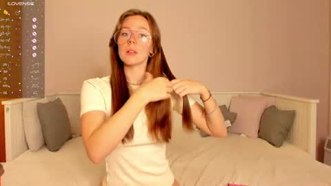 Snapshot of jane_danels chatting on 07.07.26 Jane Danels online show from 07.07.26