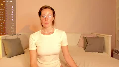 Snapshot of jane_danels chatting on 07.18.26 Jane Danels online show from 07.18.26