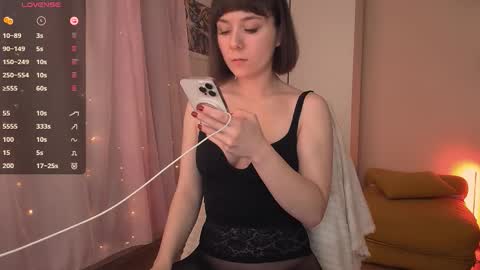 jane_kinn online show from 11.23.25