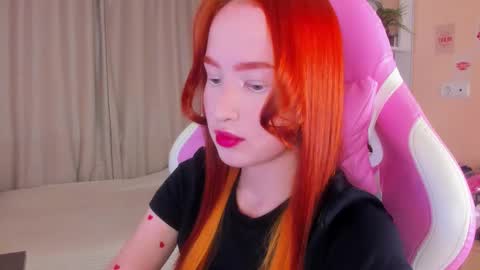 Snapshot of jane_mendezz chatting on 12.17.25 Mary Jane online show from 12.17.25