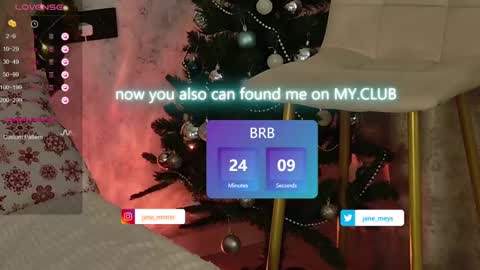 Snapshot of jane_meys chatting on 12.17.24 your kitty JANE roawww online show from 12.17.24