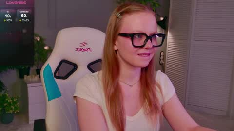 Snapshot of jane_westt chatting on 04.24.26 jane_westt online show from 04.24.26