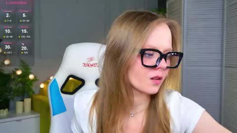 Snapshot of jane_westt chatting on 04.27.26 jane_westt online show from 04.27.26