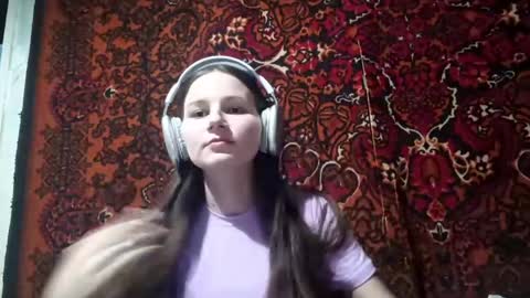 Chloe online show from 06.04.26