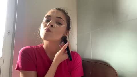 Snapshot of janellelazott chatting on 07.06.26 Rose online show from 07.06.26