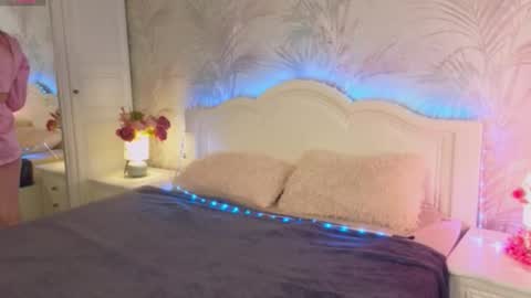 janepuff online show from 11.21.25