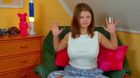 Snapshot of janerosen chatting on 09.12.25 jane online show from 09.12.25