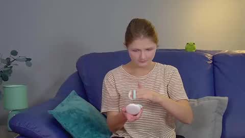 Snapshot of janerosen chatting on 09.14.25 jane online show from 09.14.25