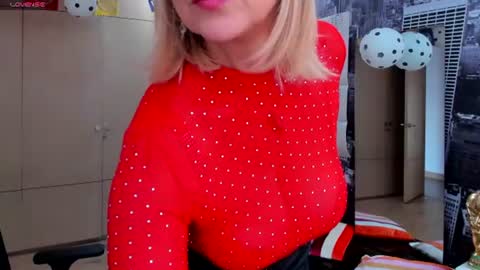JANE TURNER MILF online show from 06.30.26