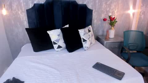 Janna  online show from 04.06.26